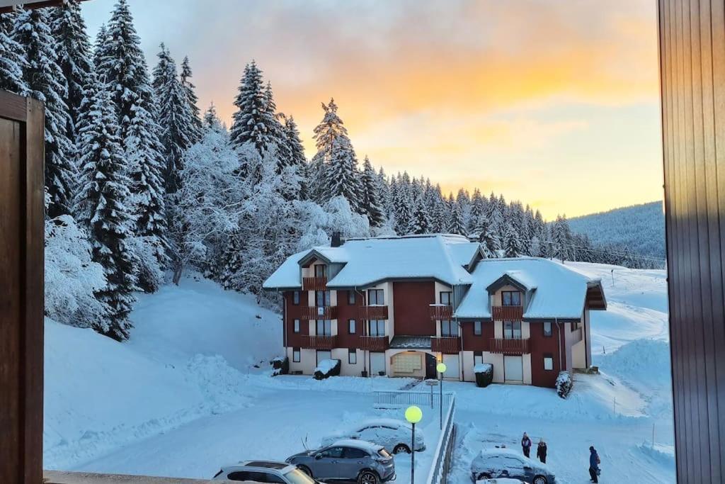 Apartamento Le Montagnard Mijoux Exterior foto